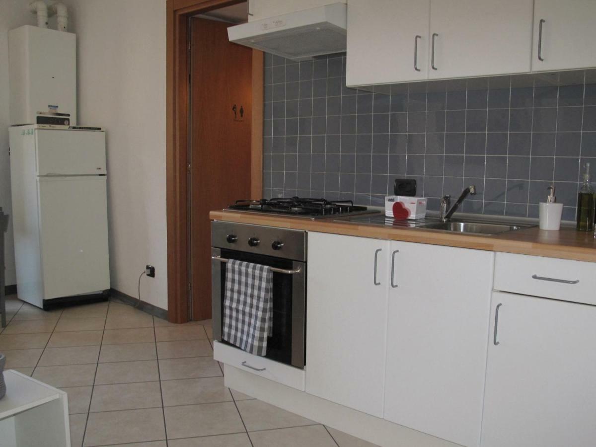 A Casa Di Sole Apartment Brovello-Carpugnino Bagian luar foto