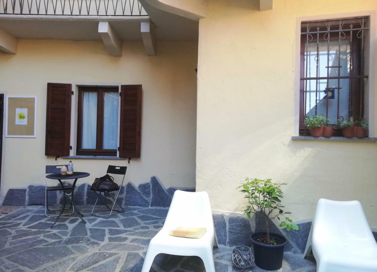 A Casa Di Sole Apartment Brovello-Carpugnino Bagian luar foto